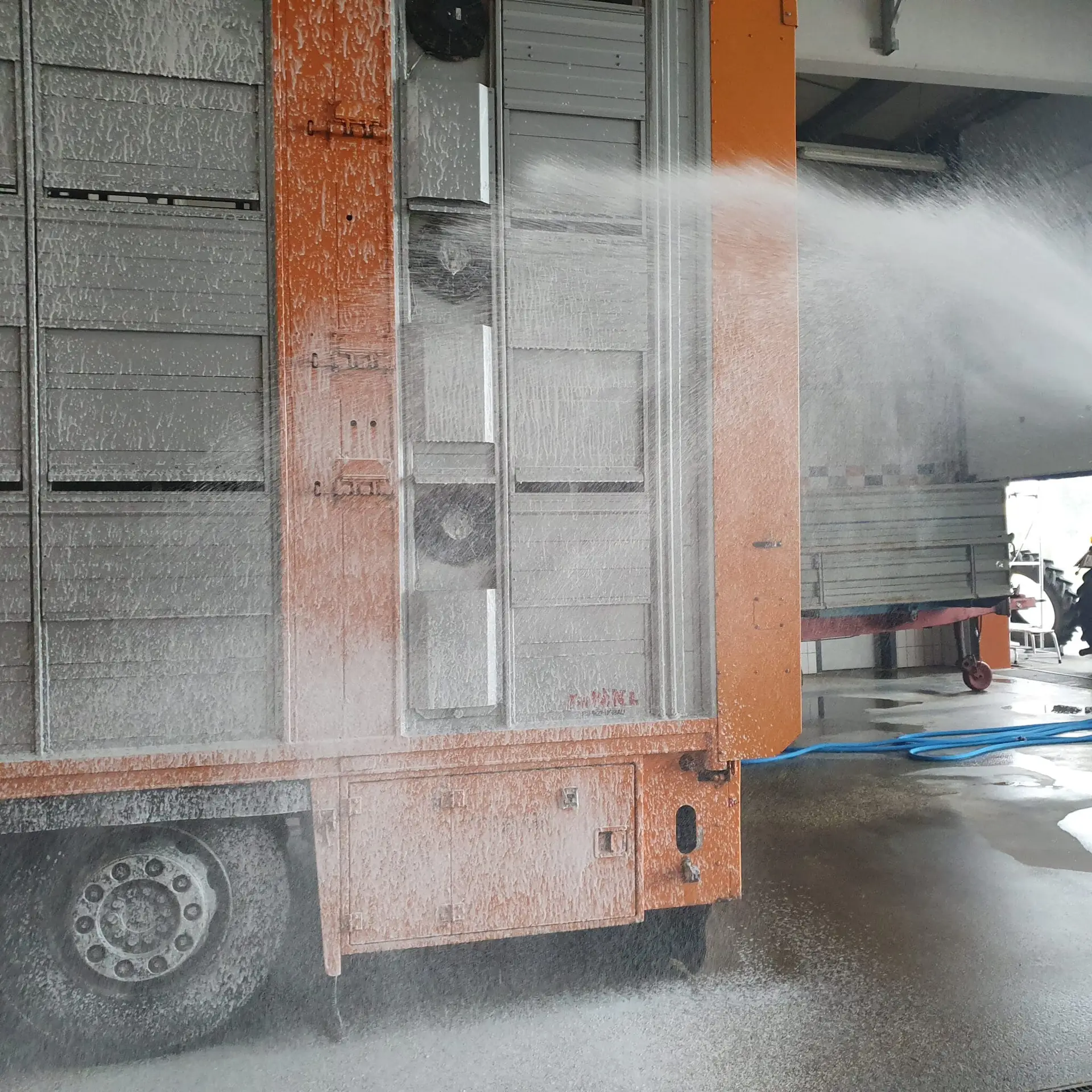 Dosiersystem im Einsatz mit Flüssigreiniger